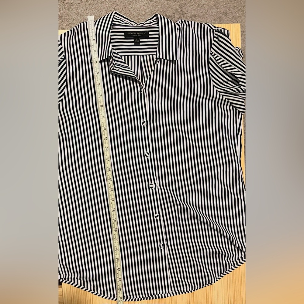 Banana Republic Dillon Black Blouse White Vertical Stripe Button Down Ruffle Top - Picture 10 of 13
